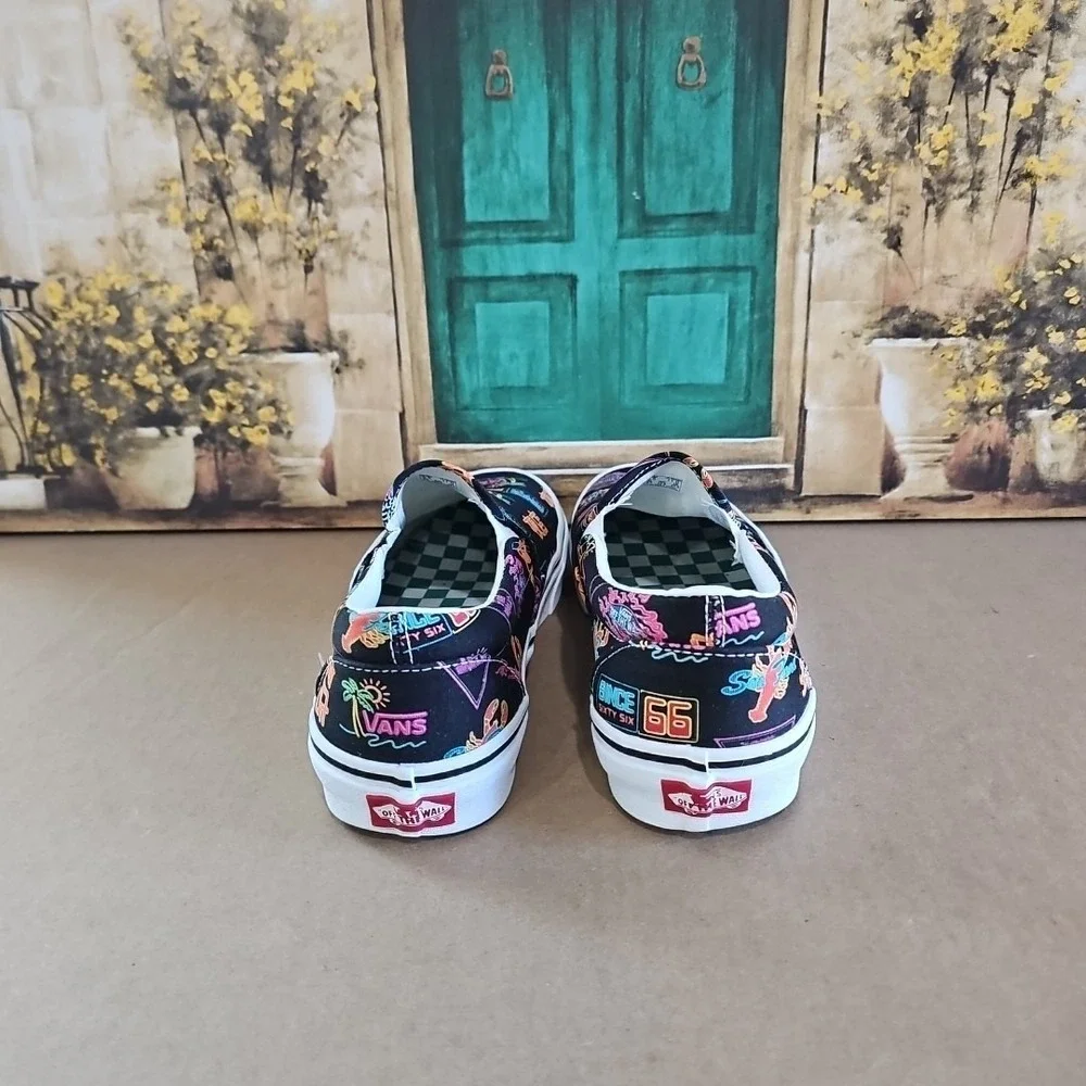 Vans Classic Slip-On Night Market Sneaker Black Printed Rubber Sole Men's Sz 9.5